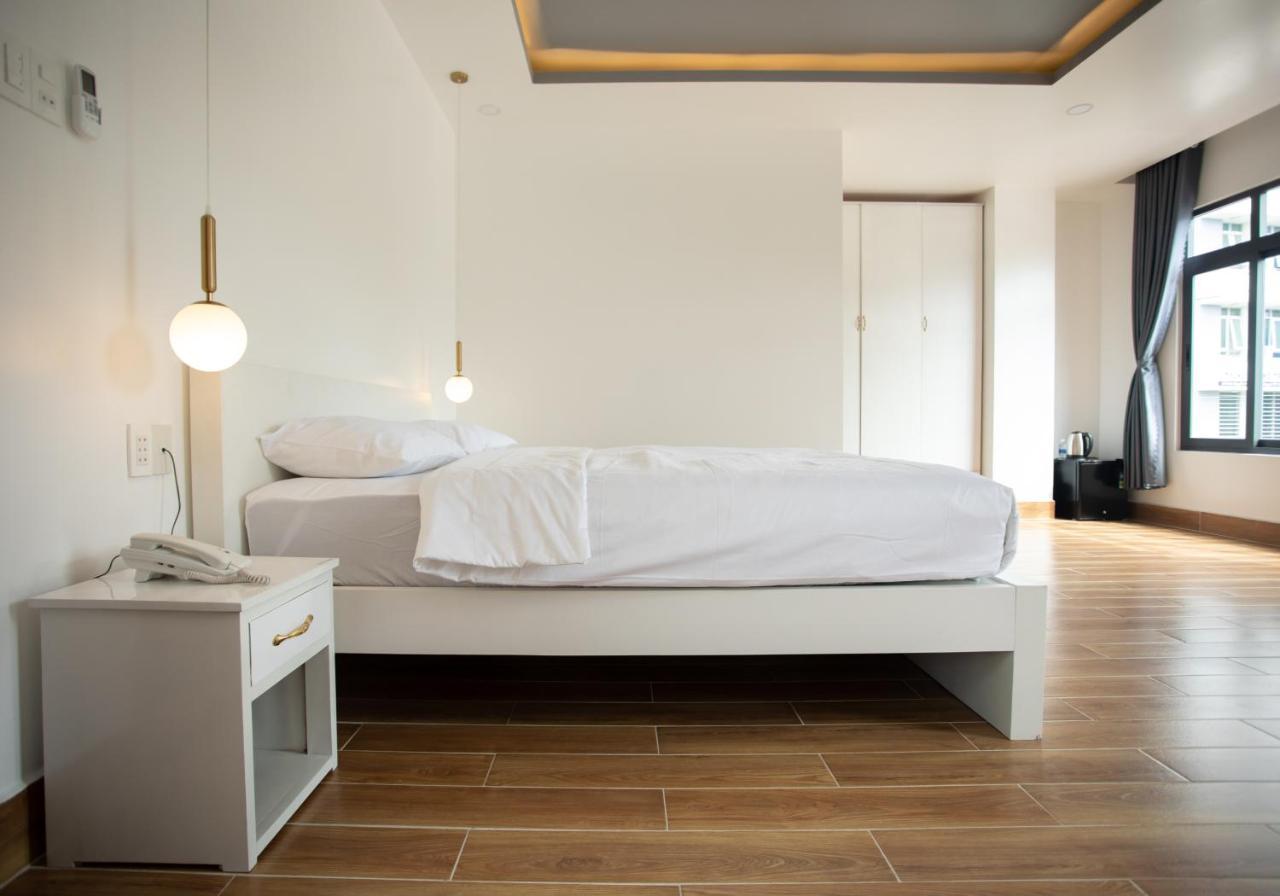 Aoc Hotel Cao Lanh Bagian luar foto