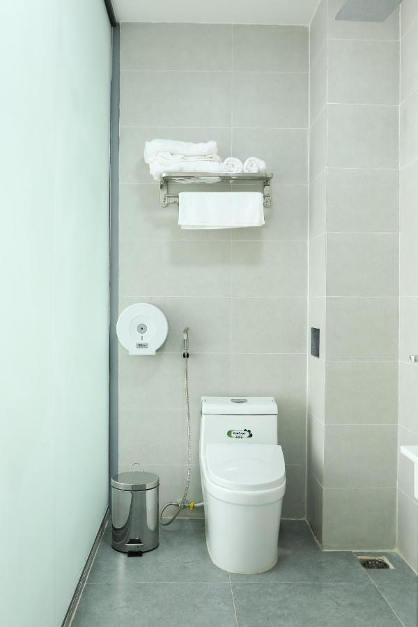 Aoc Hotel Cao Lanh Bagian luar foto