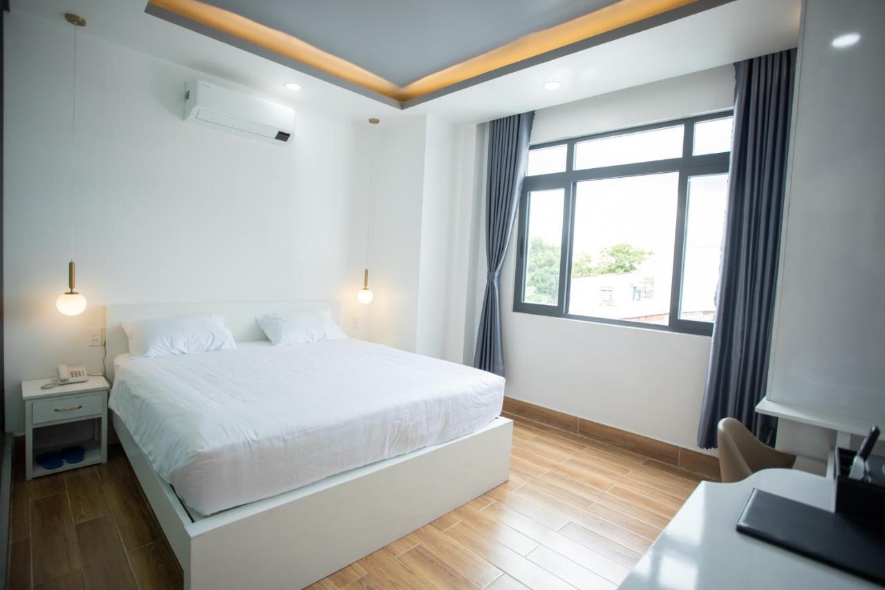 Aoc Hotel Cao Lanh Bagian luar foto