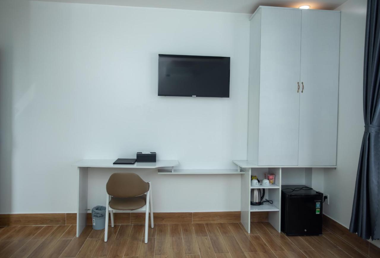 Aoc Hotel Cao Lanh Bagian luar foto
